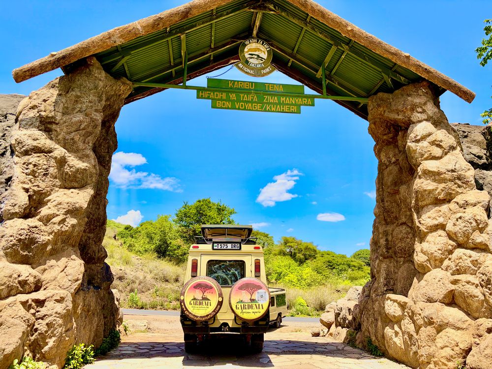 Gardenia safari Land Cruiser at the Lake Manyara National Park gate